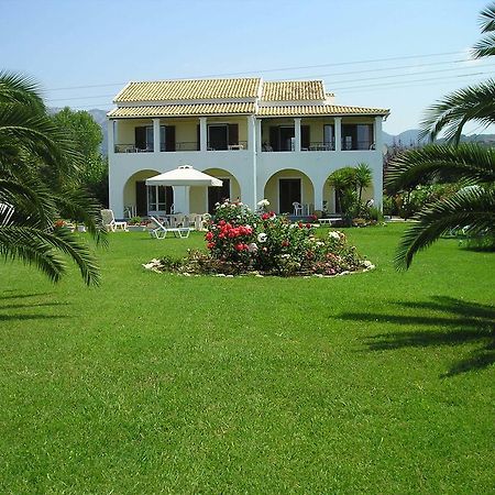 Eleftheria Studios And Apartments Acharavi  Buitenkant foto